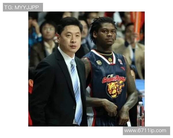 马尚布鲁克斯：从NBA明星到中国篮球的璀璨新星之路